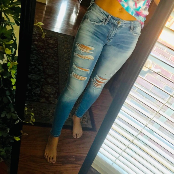 American Eagle distressed jeans - Picture 4 of 8